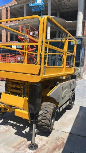 Piataformë HAULOTT DIESEL 4 x 4